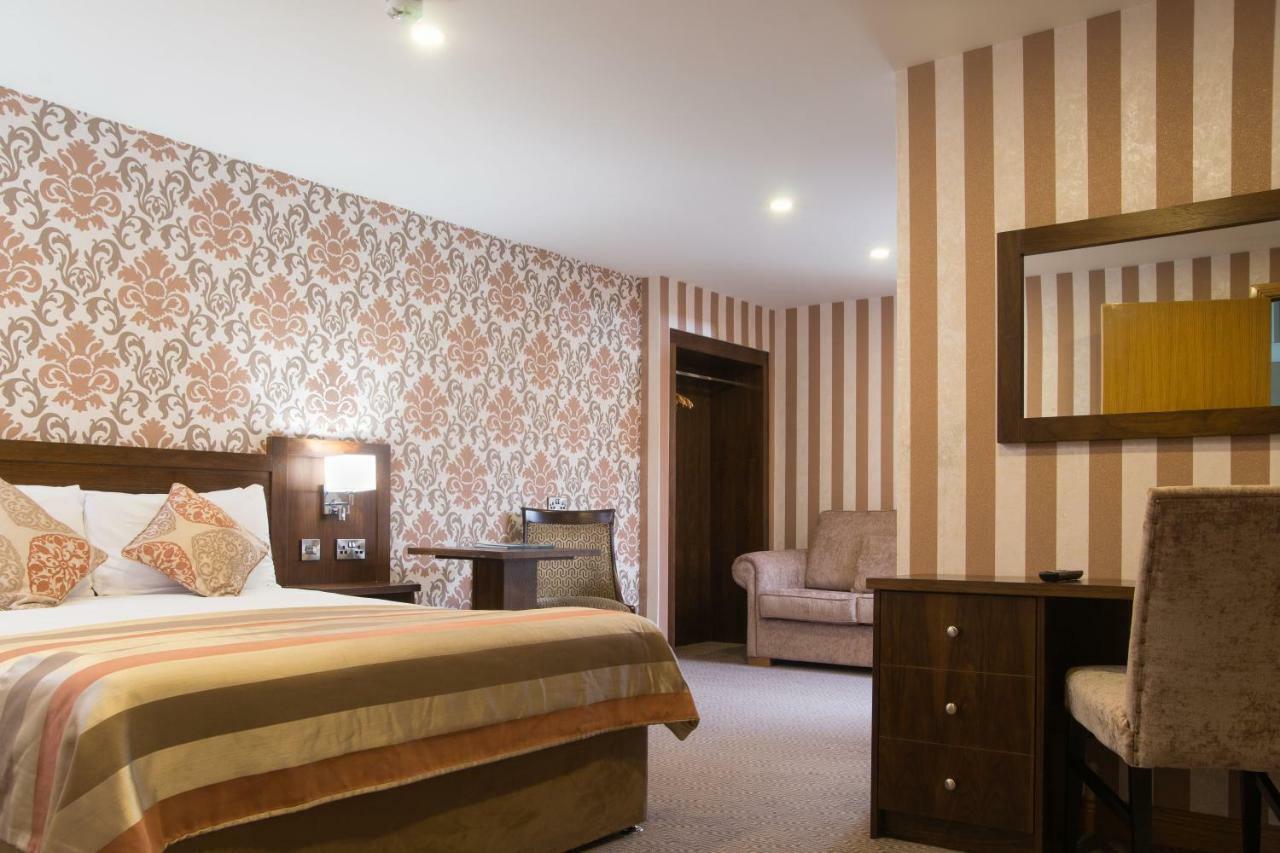 Holyrood Hotel - Leisure Centre & The Spa At Orchids Bundoran Dış mekan fotoğraf